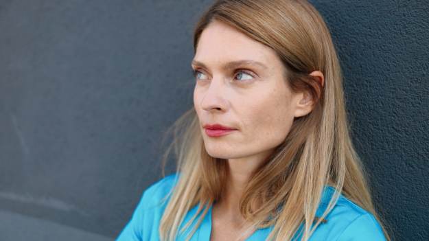 RMF Extra: Zaskakujące wyniki badań! W tym wieku ludzie są najbardziej nieszczęśliwi