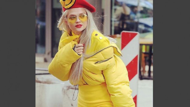 RMF Extra: Margaret cała na żółto! Pasuje jej taka stylizacja?