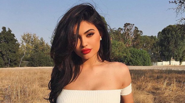 RMF Extra: Kylie Jenner musi zrezygnować z poprawiania urody. Co za tym przemawia?