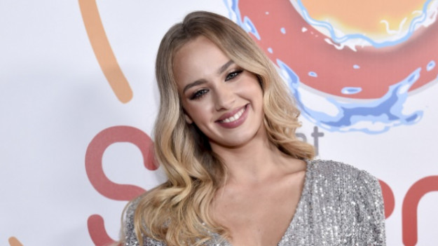 RMF Extra: Wiktoria Gąsiewska pokazała się z przystojnym tancerzem. Pod spodem słowa o wieczorze panieńskim [FOTO]