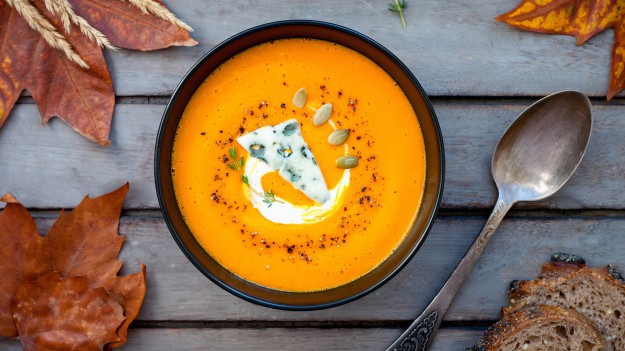 RMF Extra: Sezon na dynie trwa. Zrobisz z niej zupę, ciasto, curry [PRZEPISY]