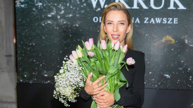 RMF Extra: Ewa Chodakowska: Gucci skopiował kostium kąpielowy marki trenerki? 