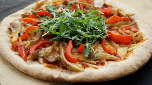 RMF Extra: Goście Meghan Markle i Księcia Harry'ego zamówili pizzę podczas wesela?!