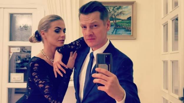 RMF Extra: Marlena Muranowicz wyłania się z basenu. Żona Marcina Mroczka opublikowała zdjęcie z wakacji! 