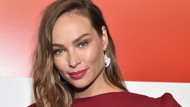 RMF Extra: Weronika Książkiewicz przeszła metamorfozę. Po długich  włosach nie ma już śladu!