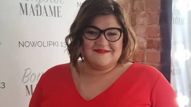 RMF Extra: Odważna kreacja Dominiki Gwit. Aktorka w obcisłej czerwonej sukience