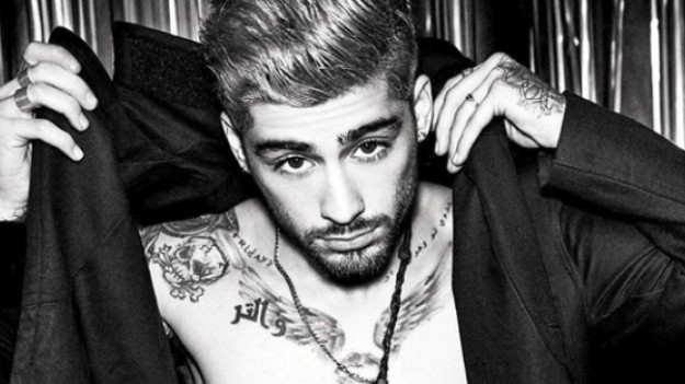 RMF Extra: Zayn Malik wytatuował sobie twarz. Z miłości!