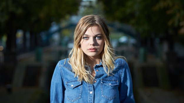 RMF Extra: Zobacz nowy teledysk Louane do piosenki "Nos Secrets"!