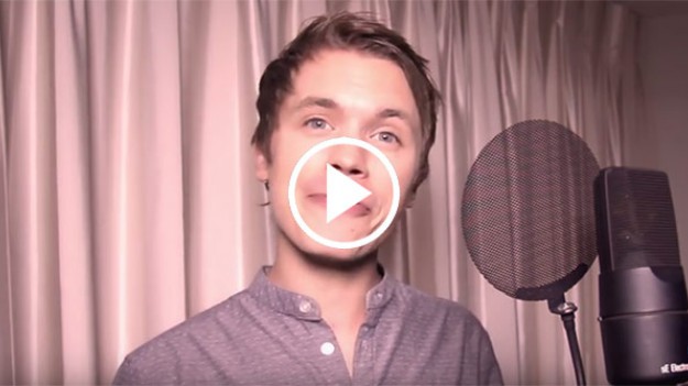 RMF Extra: Piętnastu wokalistów w jednym. Tak śpiewa Roomie! Zobaczcie i posłuchajcie