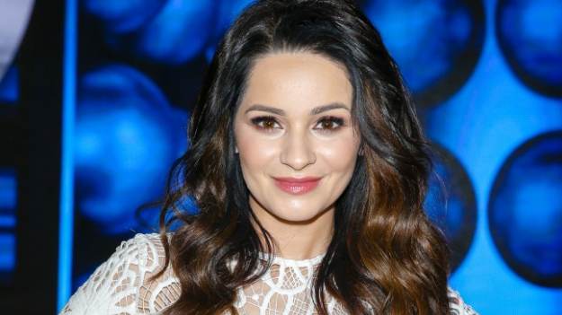 RMF Extra: Ewelina Lisowska eksponuje biust w stroju kąpielowym. Fani: "Boska" [ZDJĘCIE]