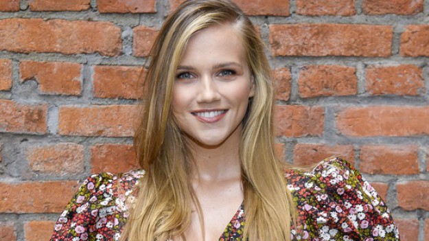 RMF Extra: Agnieszka Kaczorowska zachwyca figurą po ciąży. "Fenomenalnie!" - komentują internauci 