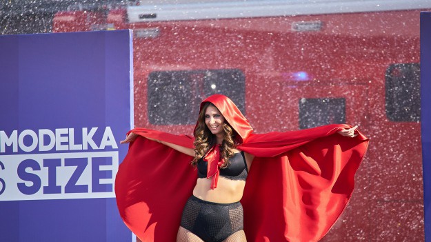 RMF Extra: #Supermodelka Plus Size: Uczestniczki krok przed finałem 