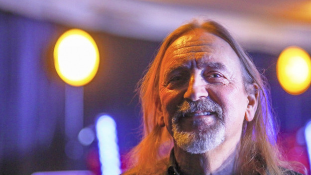 RMF Extra: Marek Piekarczyk, Halina Frąckowiak i inni. Plejada gwiazd upamiętni ojca polskiego rocka i big-beatu! 