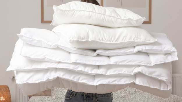 Jak często prać kołdrę? Większość Polaków robi to..