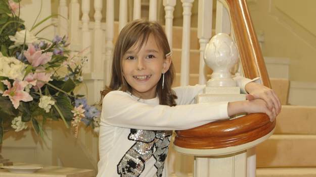 RMF Extra: Bawiła Polaków rolą w serialu „Niania”. Porzuciła aktorstwo, dziś ma 28 lat  