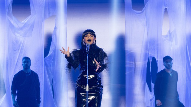 RMF Extra: "Twoja twarz brzmi znajomo" powraca na antenę. Ewelina Lisowska zaśpiewa "Love On the Brain" jako Rihanna         