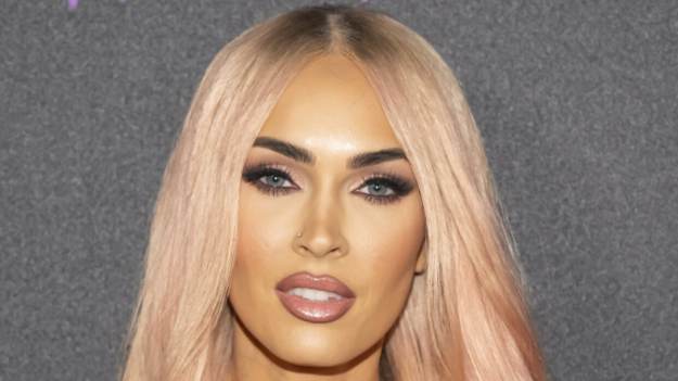 RMF Extra: Megan Fox przesadziła? Siateczkowa kreacja odsłoniła prawie wszystko [FOTO] 