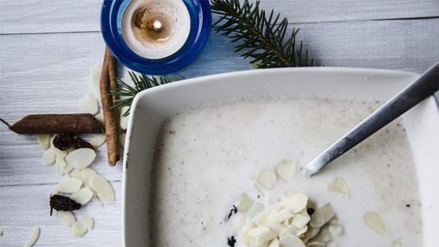 RMF Extra: Wigilijna zupa migdałowa na słodko