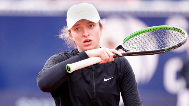 RMF Extra: Iga Świątek rezygnuje ze stypendium Polskiej Fundacji Narodowej. Tenisistka chce wesprzeć bardziej potrzebujących