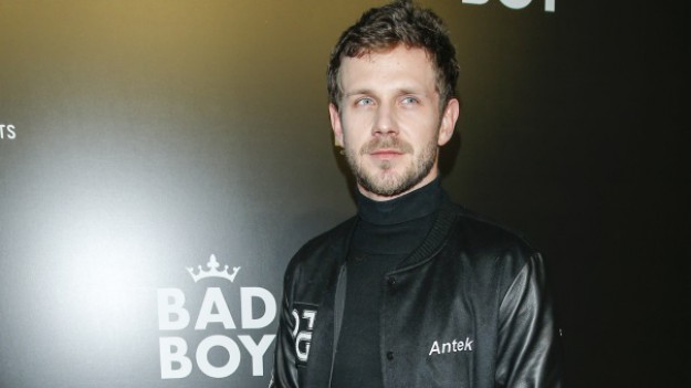 RMF Extra: Antoni Królikowski poruszająco o zmarłym ojcu. Syn aktora wspomniał ich wspólną pracę na planie