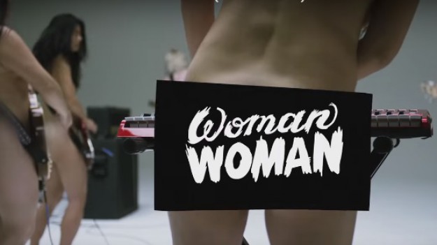 RMF Extra: Awolnation "Woman Woman": Nowy klip pełen pięknych, nagich...kobiet!