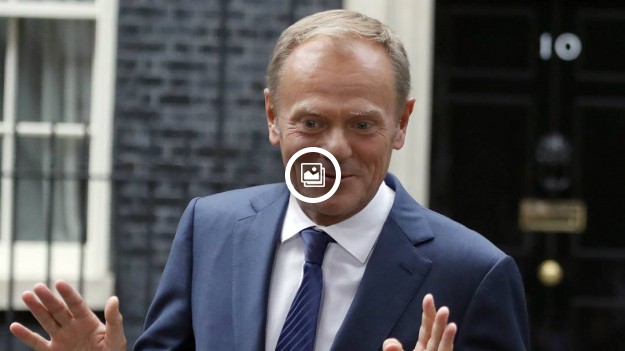 RMF Extra: Donald Tusk po zaskakującej metamorfozie. Takiego jeszcze go nie widzieliśmy!