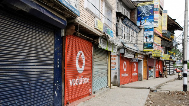 RMF Extra: Indie. Szedł ulicą z odciętą głową swojej 17-letniej córki. Przyznał się do "zabójstwa honorowego"