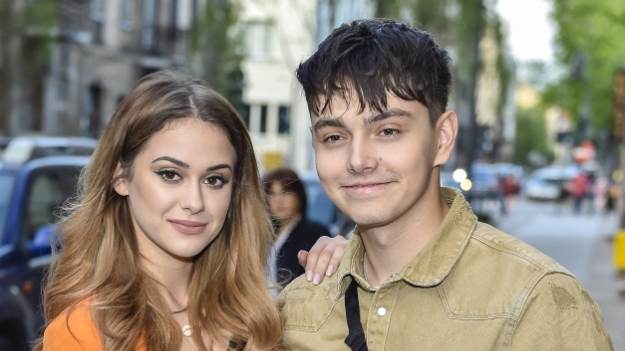 RMF Extra: Sylwia Przybysz na zdjęciach ze ślubu! Uwagę przykuwa piękna suknia. "Magia" [FOTO]