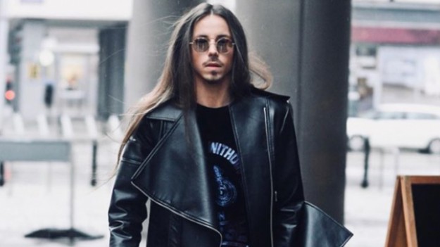 RMF Extra: Michał Szpak śpiewa "Gangnam Style" w polskim tłumaczeniu. Musisz tego posłuchać!