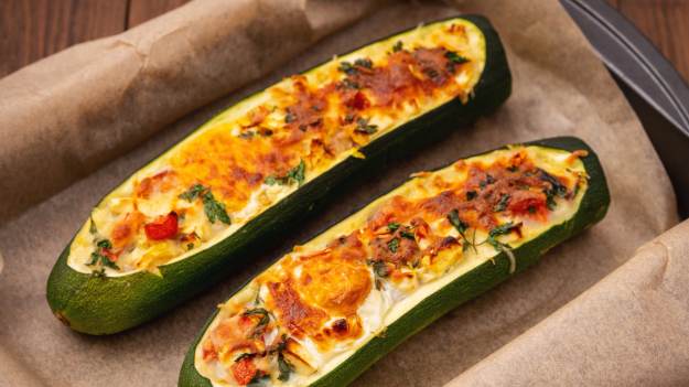 RMF Extra: Faszerowane cukinie robię w 20 minut. Wystarczy kilka prostych składników