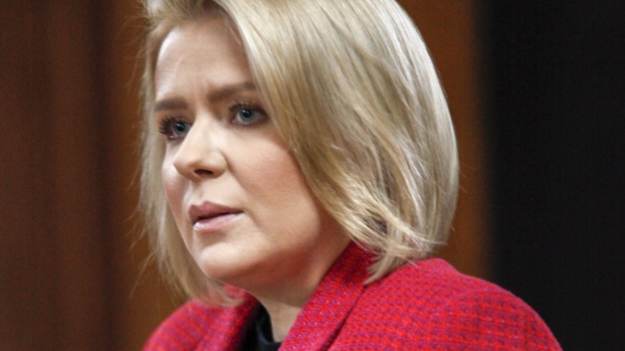 RMF Extra: "Pierwsza miłość". Śmierć w serialu?! W nowych odcinkach w stronę głównej bohaterki padną strzały! [SPOILER]