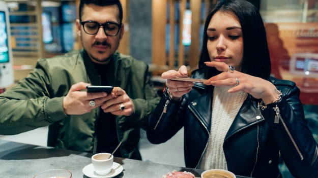 RMF Extra: #coronavirus, czyli nowy sposób na wypromowanie się na Instagramie