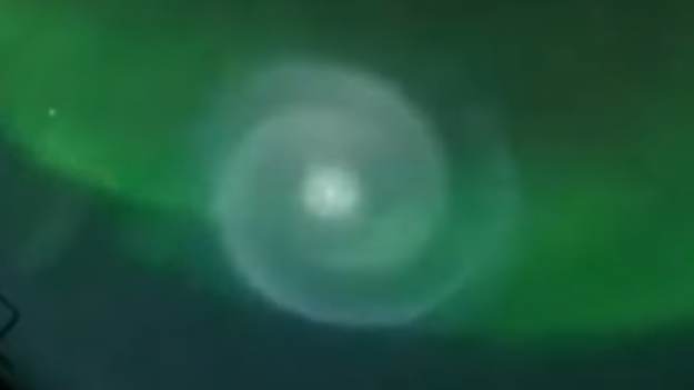 RMF Extra: Tajemnicza spirala na niebie. Zagadka nieziemsko pięknego zjawiska rozwiązana [ZDJĘCIA I NAGRANIA] 