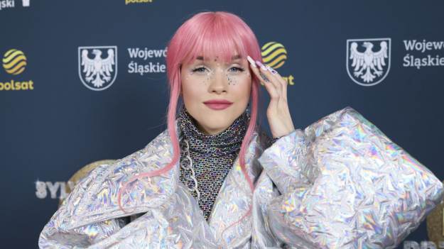 RMF Extra: Tak wyglądają prawdziwe włosy Bryskiej. Dla wielu to spory szok. "O kurczę..." [FOTO]