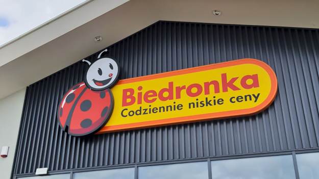 RMF Extra: W Biedronce zaczęło się „5+5 gratis”. Klienci wynoszą kilogramami