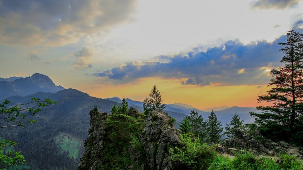 RMF Extra: Polskę odwiedza coraz więcej turystów!