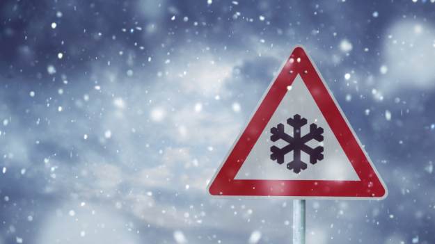 RMF Extra: Nadchodzą intensywne opady śniegu. IMGW wydał ostrzeżenia pierwszego stopnia