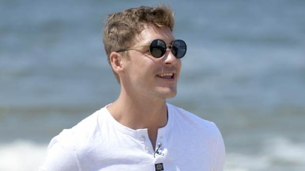 RMF Extra: Mikołaj Roznerski nie szczędzi czułości znanej aktorce. Fani gwiazdora odliczają czas do ważnego wydarzenia!