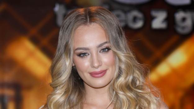 RMF Extra: Wiktoria Gąsiewska prezentuje wdzięki w skąpym bikini. Fanom opadły szczęki. "Rozpalasz zmysły" [FOTO]