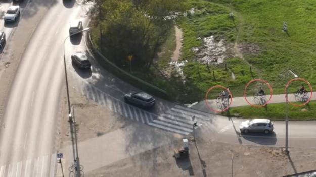 RMF Extra: Jakie są najczęstsze grzechy rowerzystów? Wszystko nagrał policyjny dron! [WIDEO] 