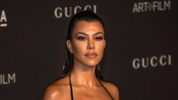 RMF Extra: Kourtney Kardashian rzuciła fanów na kolana! Zmysłowe kadry w skąpej bieliźnie obiegły sieć [FOTO]