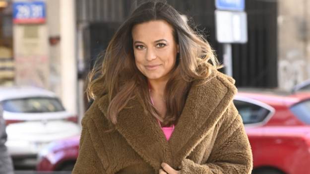 RMF Extra: Anna Mucha w koronkowym biustonoszu. Tak gwiazda "M jak miłość" świętuje urodziny! Katarzyna Cichopek komentuje