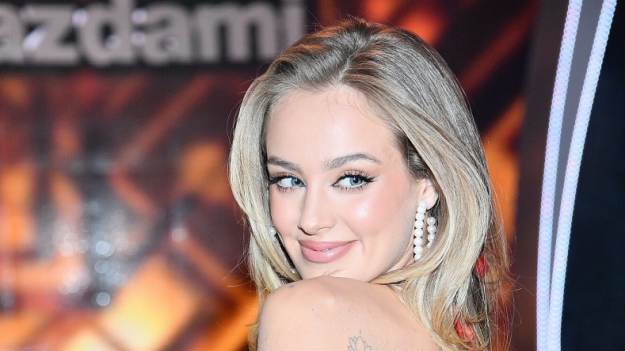 RMF Extra: Wiktoria Gąsiewska w stroju kąpielowym. Tak aktorka podsumowała mijający rok