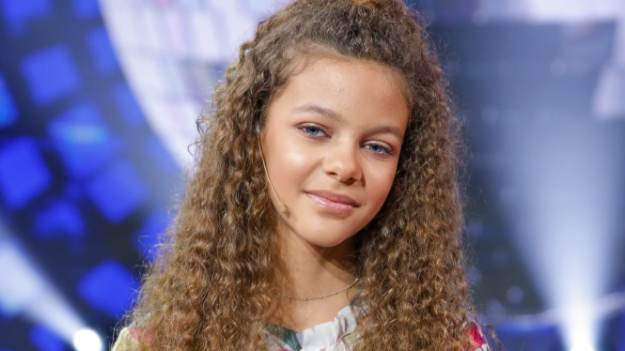 RMF Extra: Oszałamiająca metamorfoza gwiazdy „Rodzinki.pl”. Emilia Dankwa w takim wydaniu nie pokazywała się nigdy wcześniej! "Nie poznałam" [ZDJĘCIA]