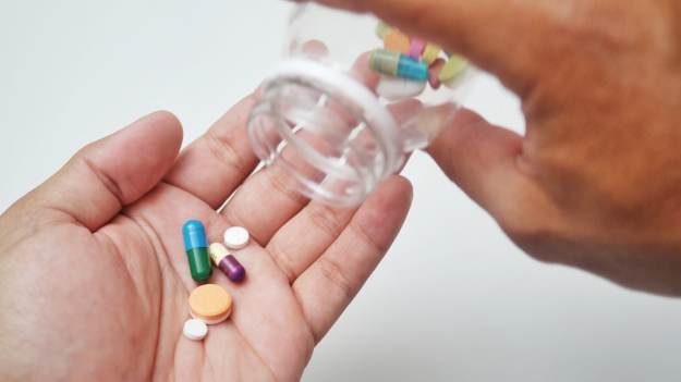 RMF Extra: Witamina B12, D czy wapń? Sprawdź, które suplementy są konieczne zdaniem lekarzy