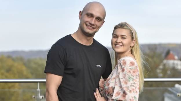 RMF Extra: Klaudia i Valentyn z "Rolnik szuka żony" na nowym zdjęciu. Internauci piszą o ślubie pary! "Dużo szczęścia dla Was"