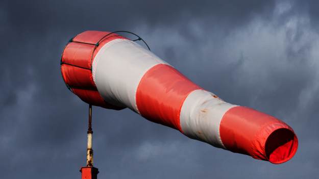 RMF Extra: Synoptycy ostrzegają przed silnym wiatrem. Porywy do nawet 80 km/h