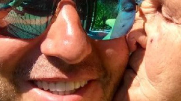 RMF Extra: Krzysztof Gojdź pokazał swoją 94-letnią babcię. "Nie pamięta już, jak się nazywam"