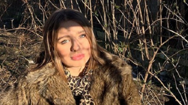 RMF Extra: Oliwia Bieniuk zwróciła się do zmarłej mamy. Jej wpis do Anny Przybylskiej rozdziera serce