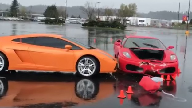 RMF Extra: Ferrari zderzyło się z Lamborghini. Najdroższy wypadek świata?